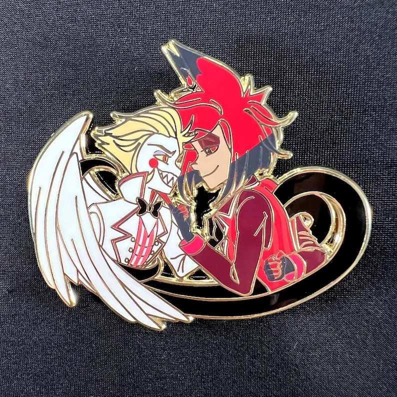 Эмалированный штифт в форме яблока