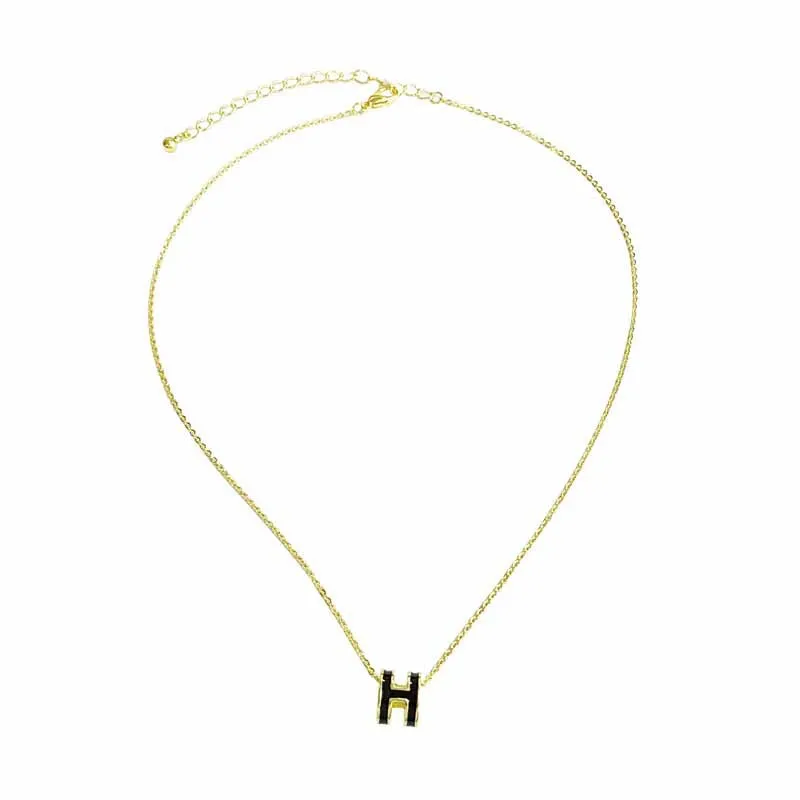 

Цепочка с подвеской с буквой H, черная, белая