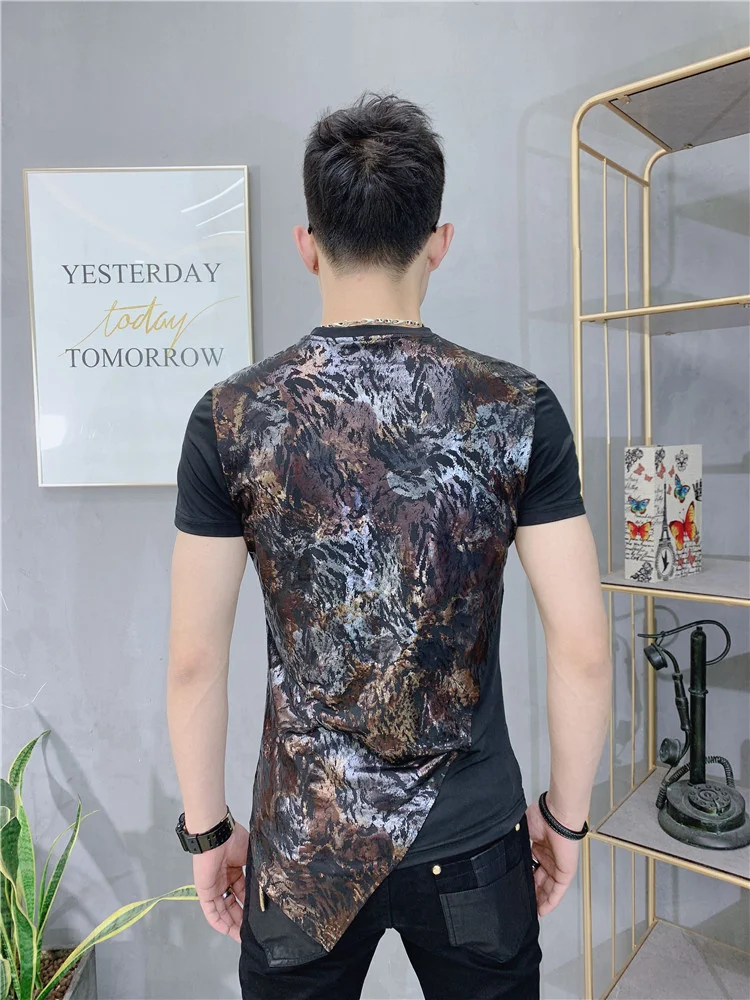 

Spring 2022 new mens V-neck Hip Hop Leather T-shirt tide male short-sleeved shirts skinny Fashion stitching T Shirt