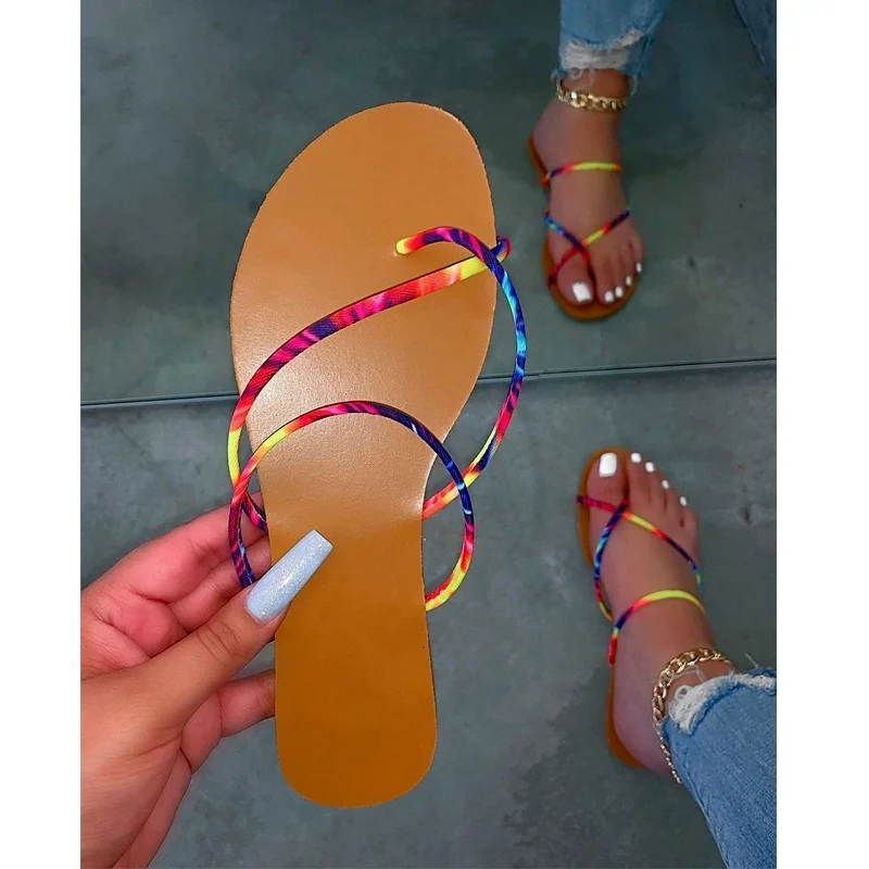 

2022 Summer New Outer Size Cross-border Flat-heeled Slippers Women Fashion Women Shoessimple All-match Low-heeled Slippers Women