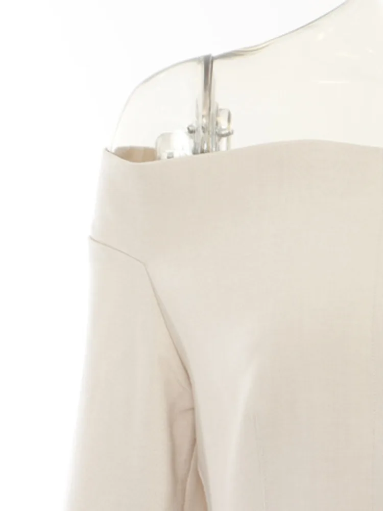 Женский блейзер с воротником-лодочкой на молнии