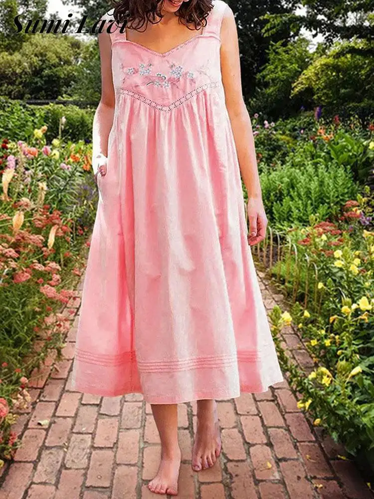 

Ethnic Style Flowers Embroidery Loose Dress Summer V Neck Sleeveless Straps Midi Dress Ladies Simple Pocket Beach A-Line Dresses