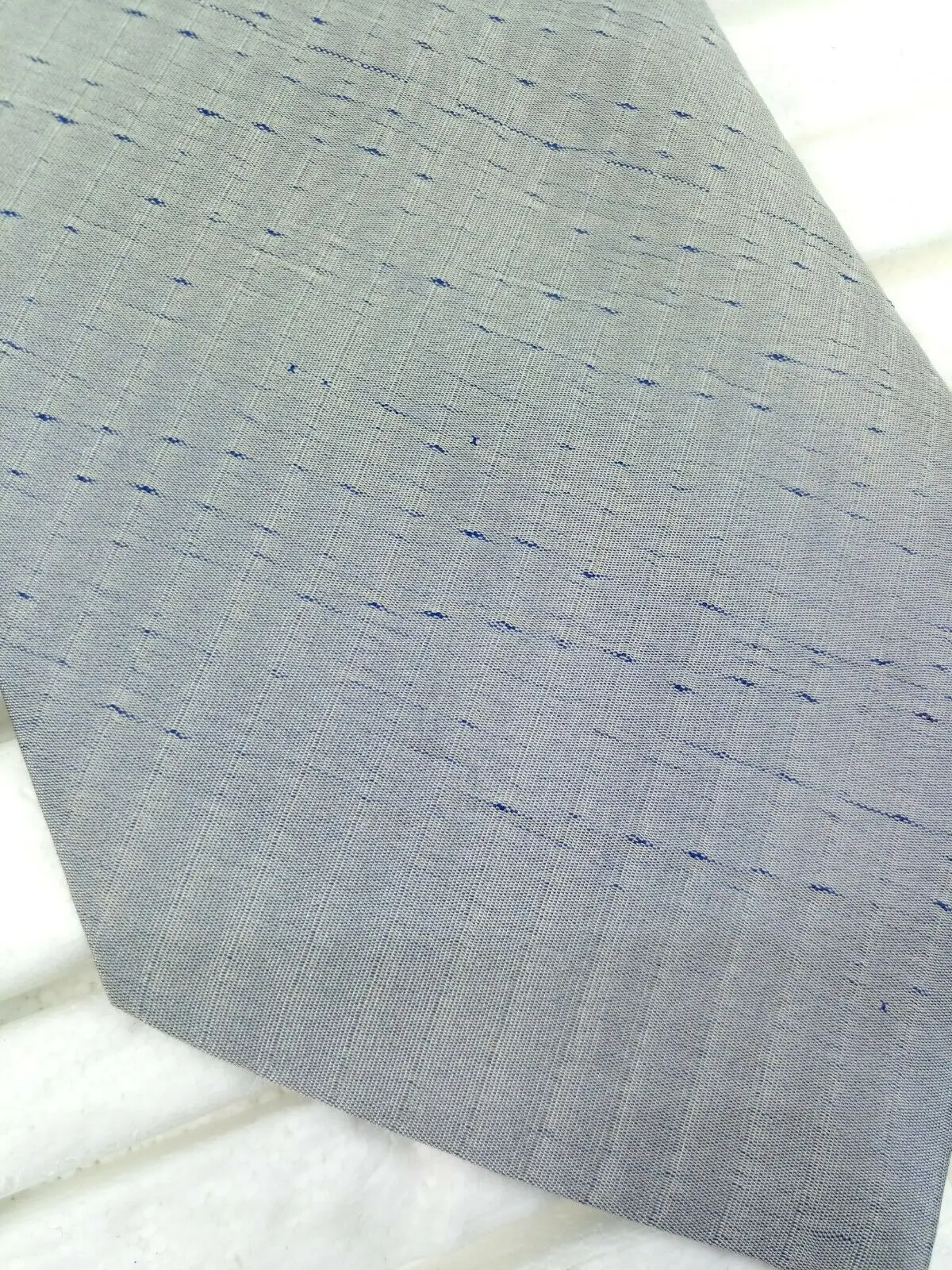 Cravatta uomo grigio Enrico Coveri Made in Italy mushroom business long marriage |