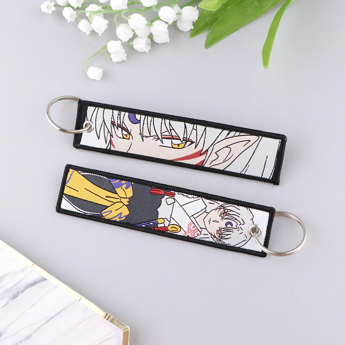 Фото Брелоки с вышивкой в стиле аниме INUYASHA, крутые брелоки-подвески для ключей, брелоки для женщин и мужчин, автомобильные брелоки, аксессуары для косплея, игрушки, подарки №3