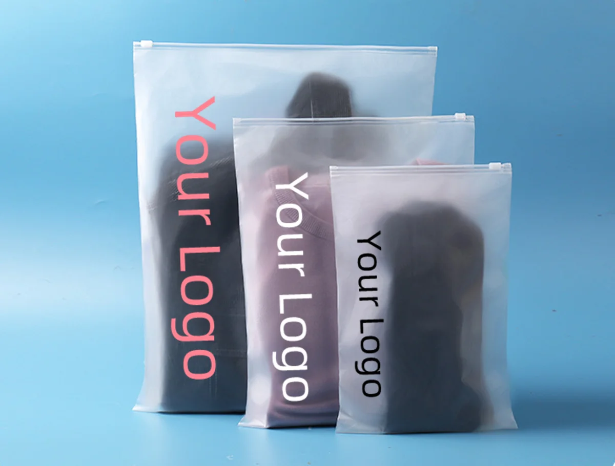 50 szt. Niestandardowe przechowywanie matowych torebek na zamek błyskawiczny Odzież domowa Koszule Biznesowe torby do pakowania produktów dla