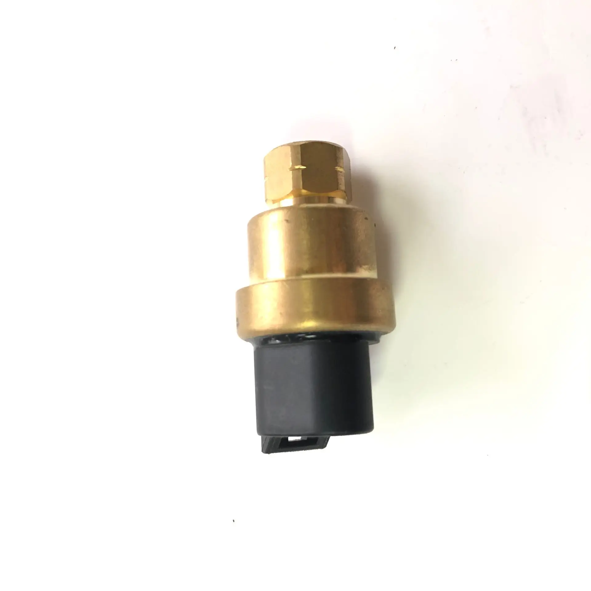Датчик давления масла OEM 161-1705 1611705 Для Caterpillarr CAT C9 C-10 C12 C15 C-15 C-18 G3508 G3512 G3516 ВАНТАЖА