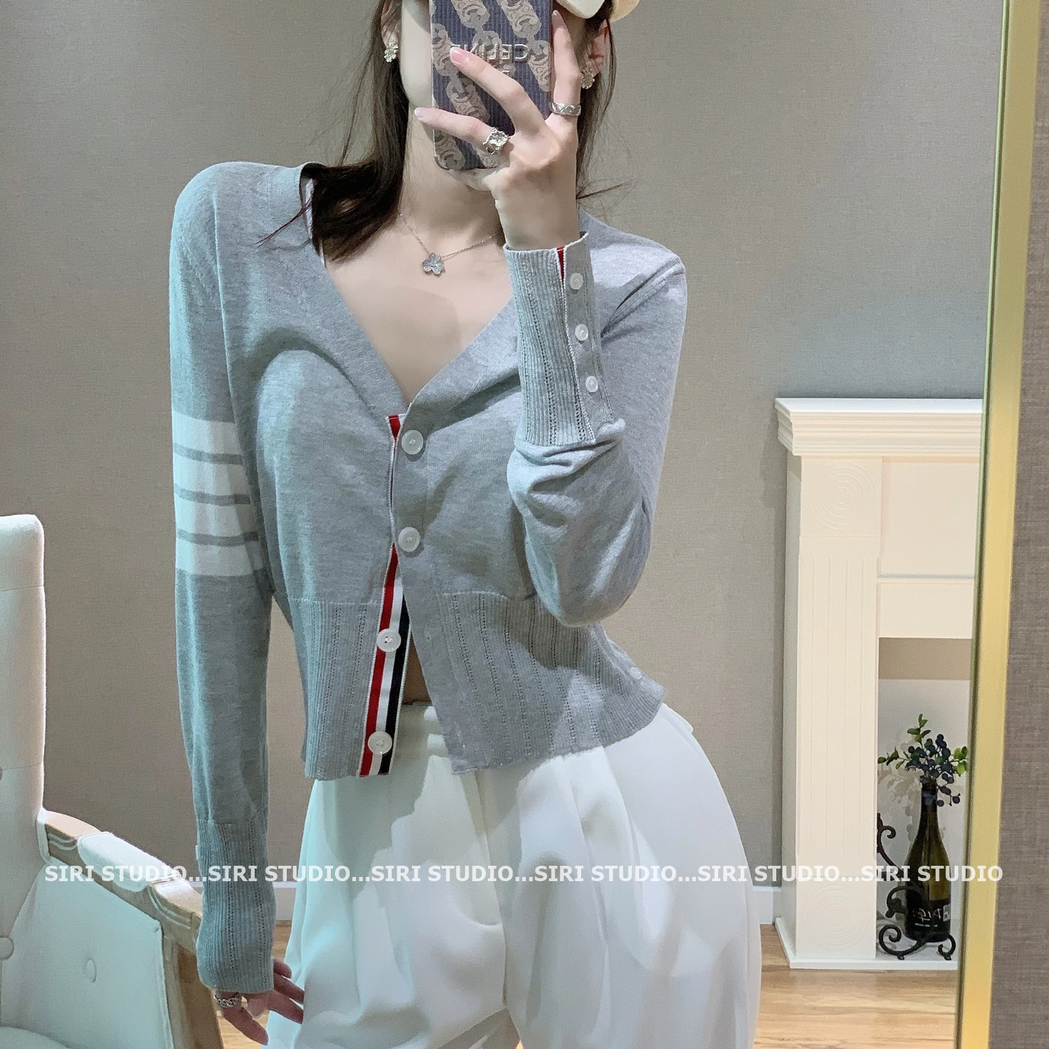 

TB Thin V-neck Ice Silk Knitted Cardigan for Women In Spring and Summer, with Sunscreen Shirt, Short Air Conditioner Shirt