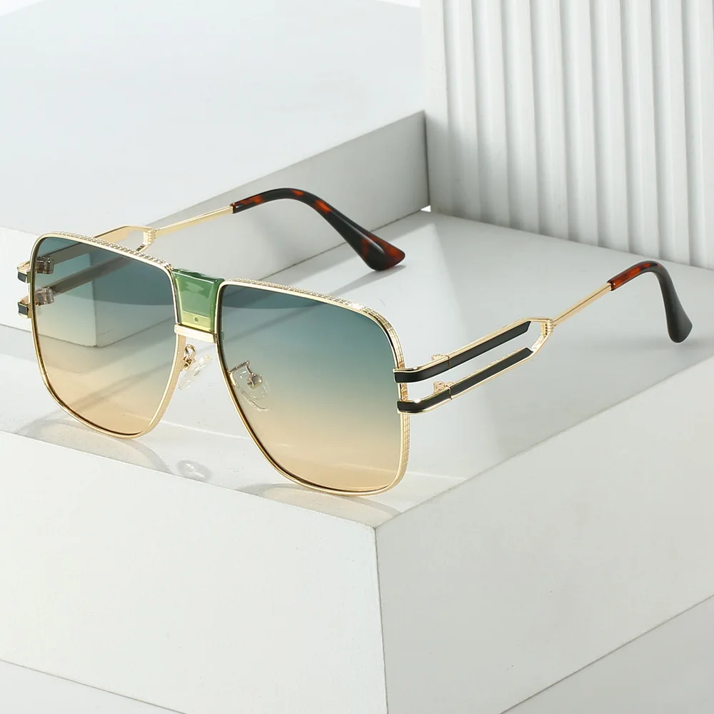 

Новинка 2023, модные дорожные пляжные солнцезащитные очки в металлической коробке, женские роскошные солнцезащитные очки с металлическими краями