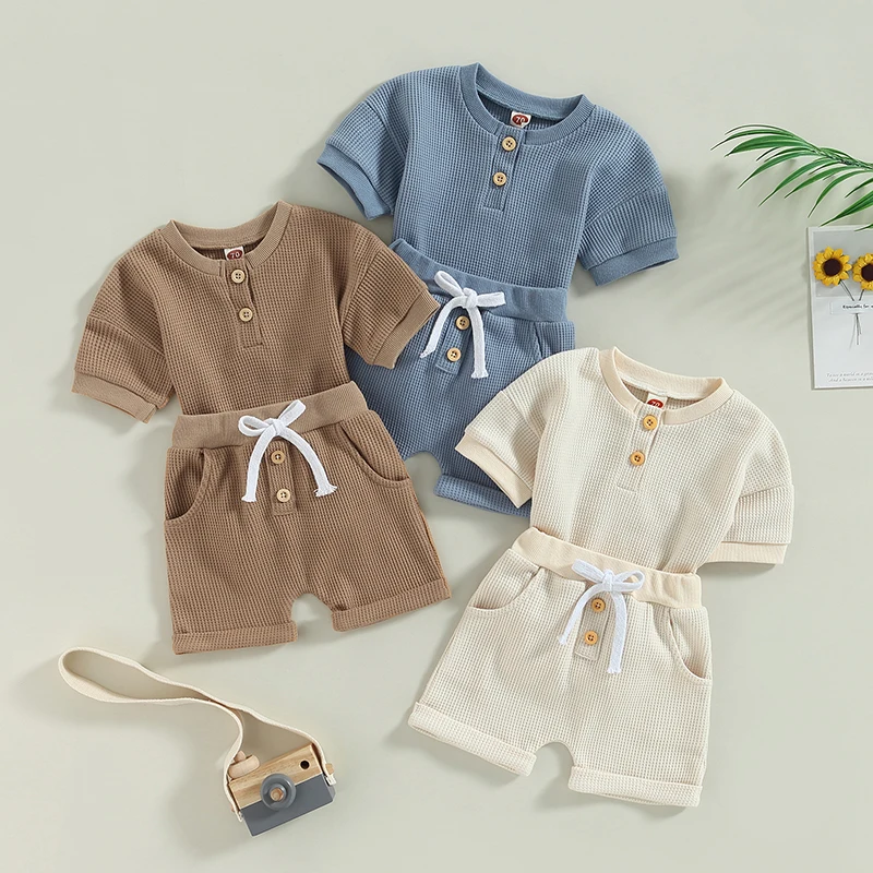 

Комплект одежды Lioraitiin для мальчиков 0-3 лет, однотонный топ с коротким рукавом, на пуговицах, с круглым вырезом, шорты, костюм из 2 предметов, 2023-02-17