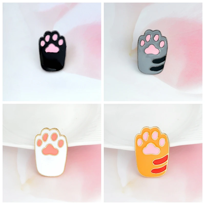 Lovely Cat Paw Lapel Enamel Pins Cartoon Black White Grey Orange Pets Brooches Badges Clothes Bag Pins Jewelry Gifts for Friends