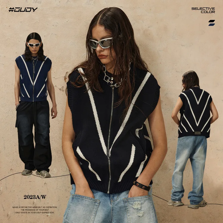 

Жилет мужской/женский трикотажный на молнии, с воротником-стойкой