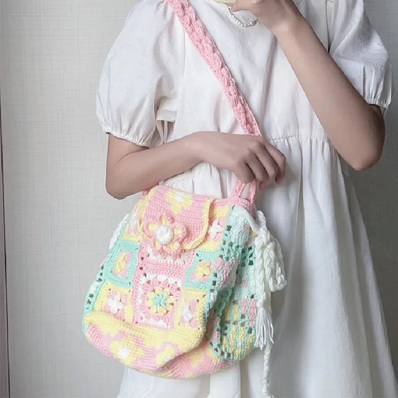 Handmade crochet, beautiful and generous shoulder bag, handbag with lining, large capacity backpack, exquisite and practical