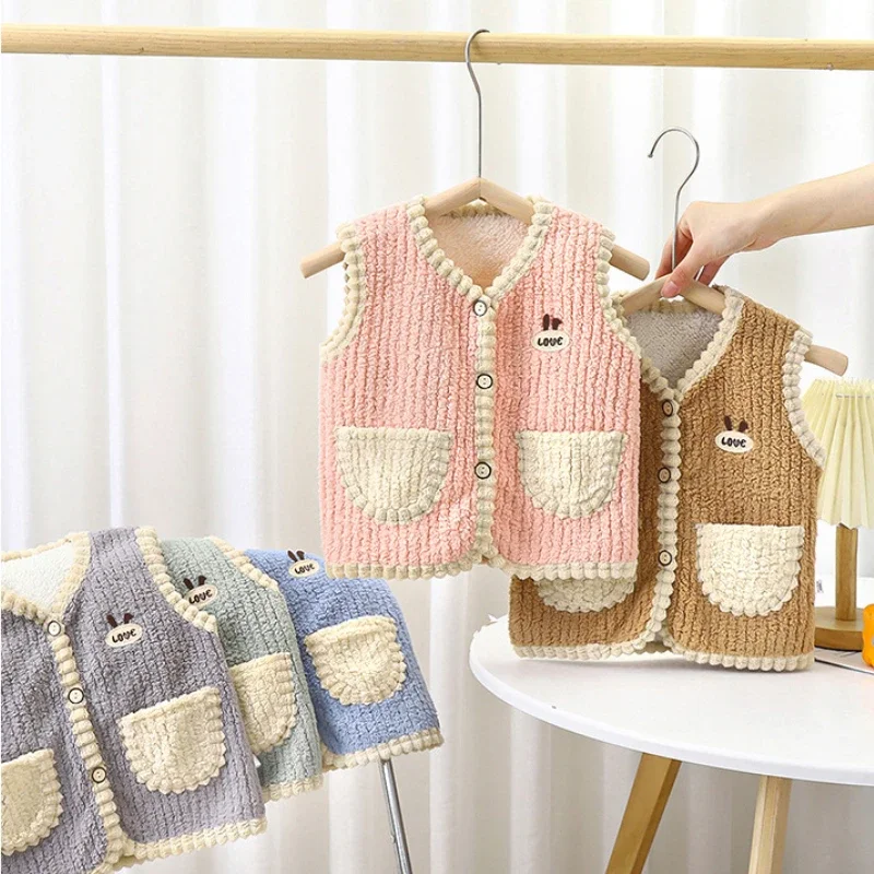 Детский жилет осенне-зимний корейский бархатный теплый для малышей накидка