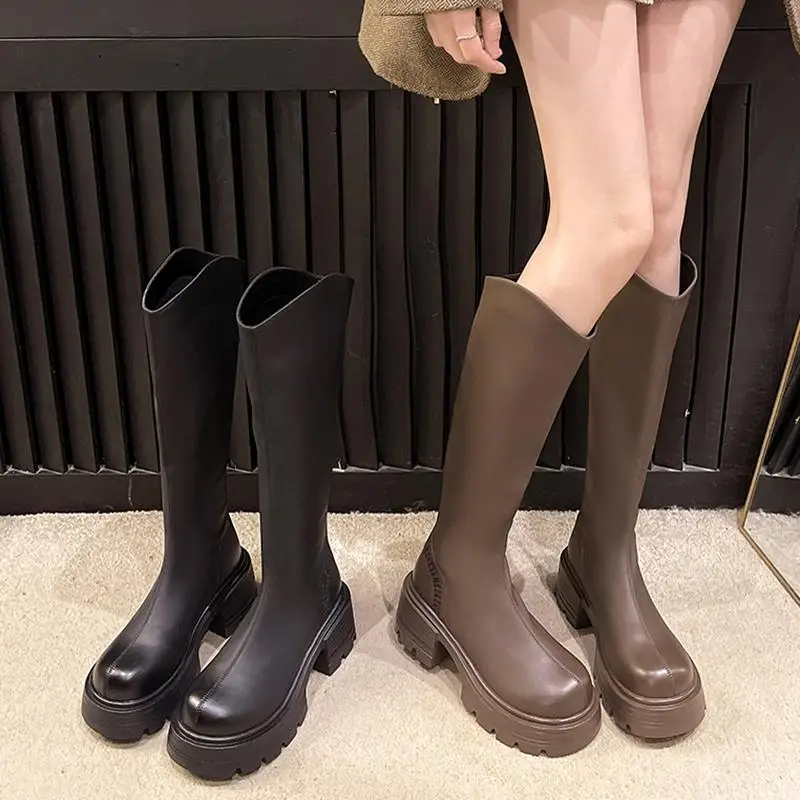Женские сапоги женские пикантные до бедра пикантная осенняя обувь зимняя 2024 выше