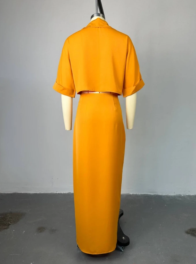 Женский костюм из двух предметов летний короткий топ средней длины с отворотом и