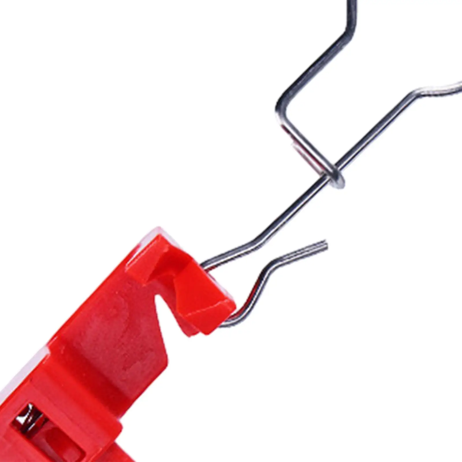 Рыболовное снаряжение с зажимом для рубанок