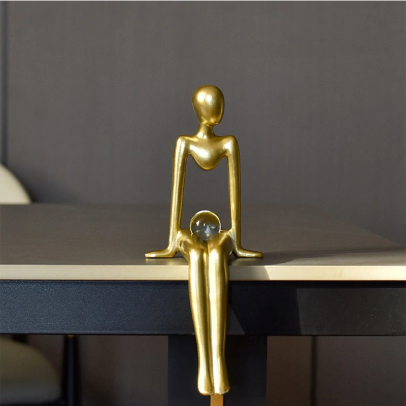 

Home Decoration Luxury Sitting Abstract Figure Art Ornaments For Home Entrance Living Room Model Room Creative Resin Crafts
