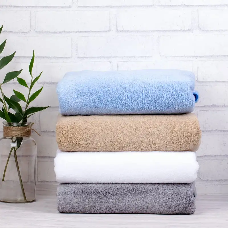

Soft & Plush 350GSM Microfiber Absorbent Quick-Drying Gray Bath Towel Set - 30" x 60"