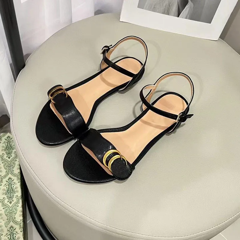 Женские сандалии черные туфли для женщин большой размер с пряжкой и ремешком 2024