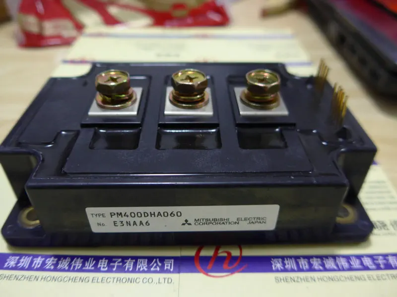 Новый и оригинальный PM400DHA060