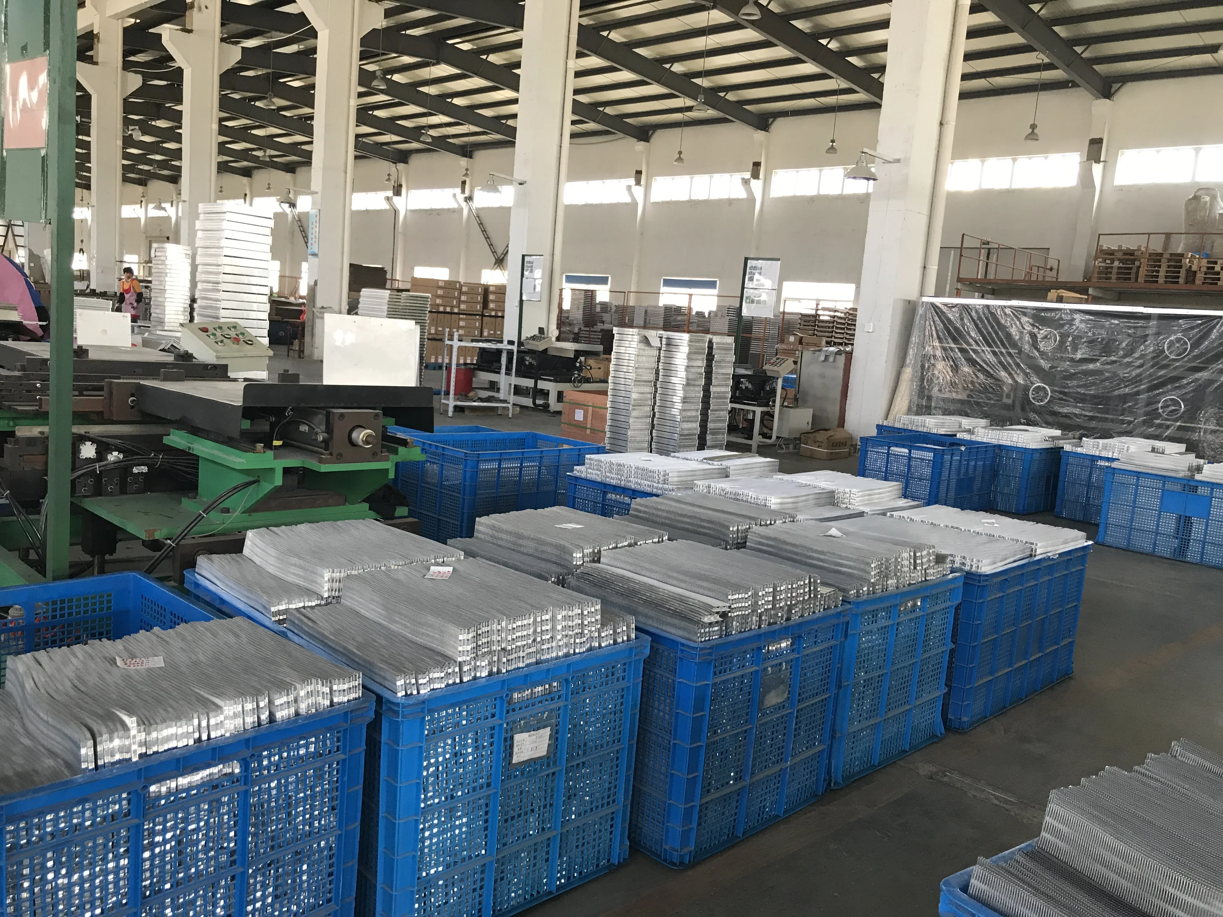 Грузовик LR AUTO Turbo Charger Интеркулер 20758816 3183747 8112564 для FM12 NISSENS 97006