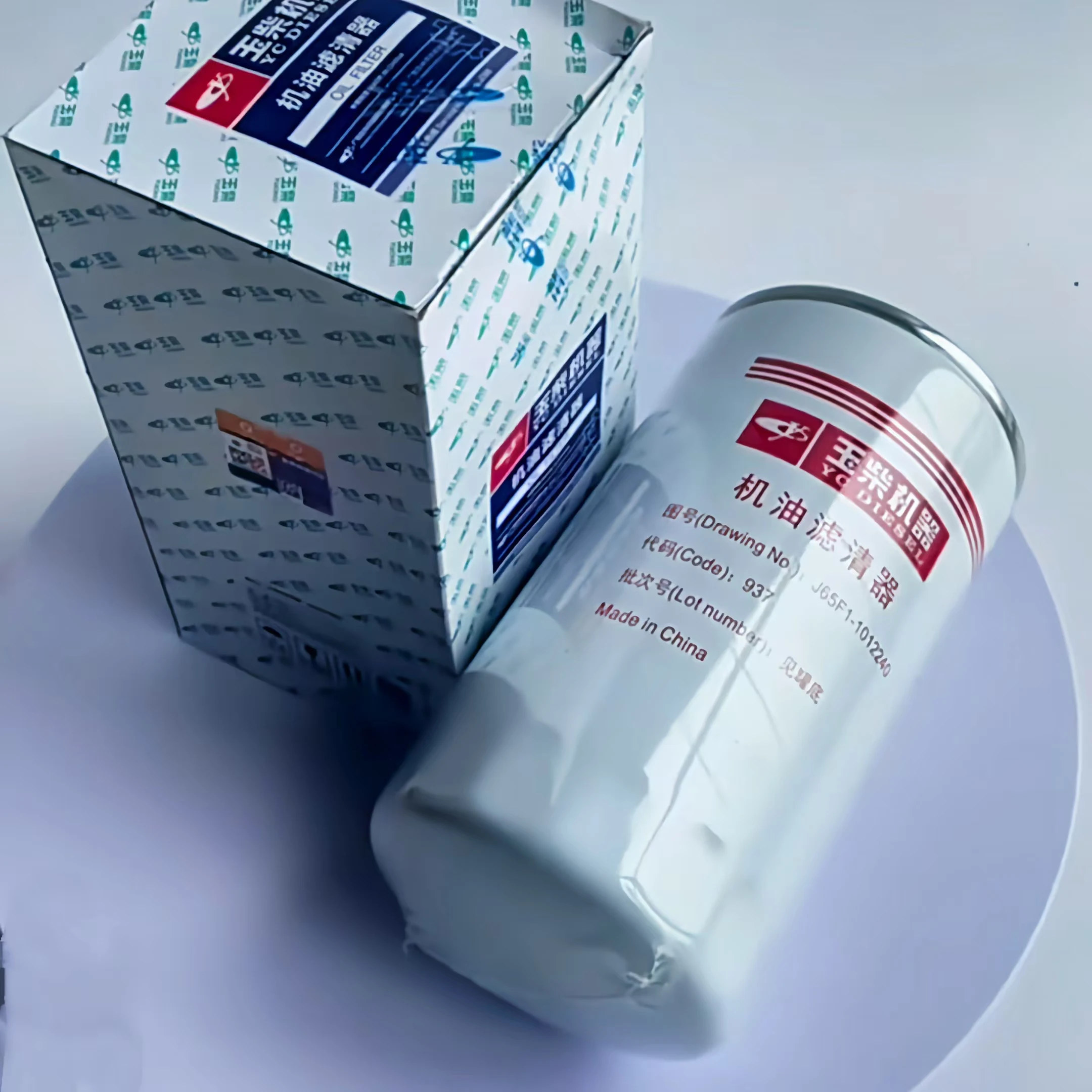 Оригинальный элемент масляного фильтра двигателя Yuchai YC6J 6105 применяется: для