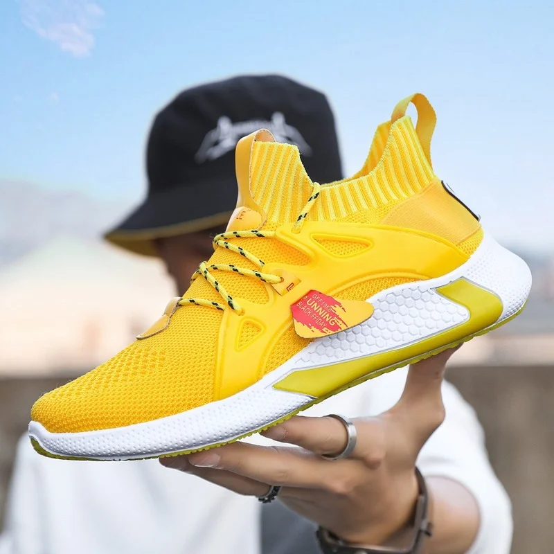 

Men's Shoes Spring 2022 New Korean Version of Breathable Mesh Casual Shoes Fly Woven Running Shoes Lightweight Men's Sneakers