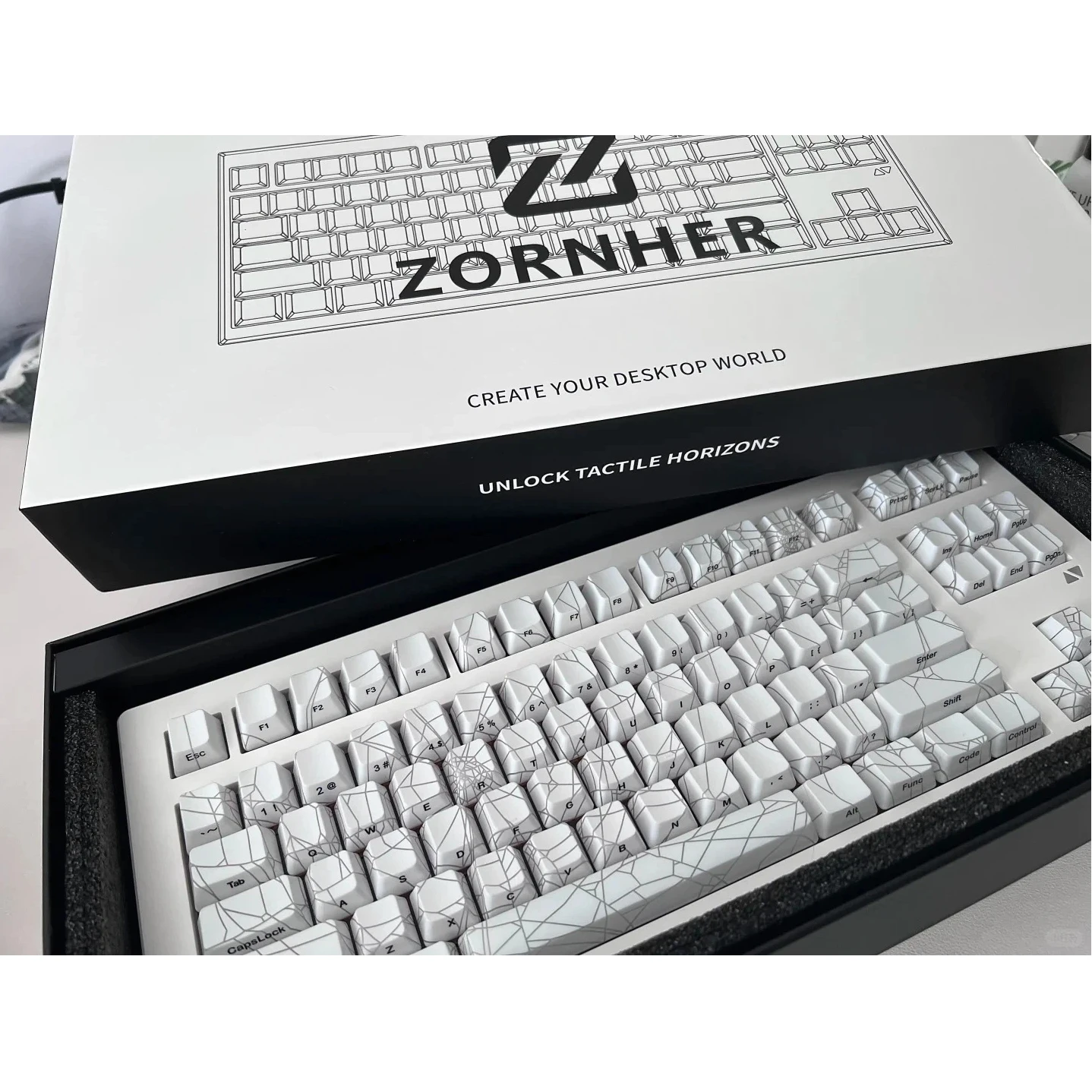 Фото ZORNHER CG870 Механическая клавиатура Spider Web Прозрачная белая трехрежимная настраиваемая игровая офисная клавиатура RGB №5
