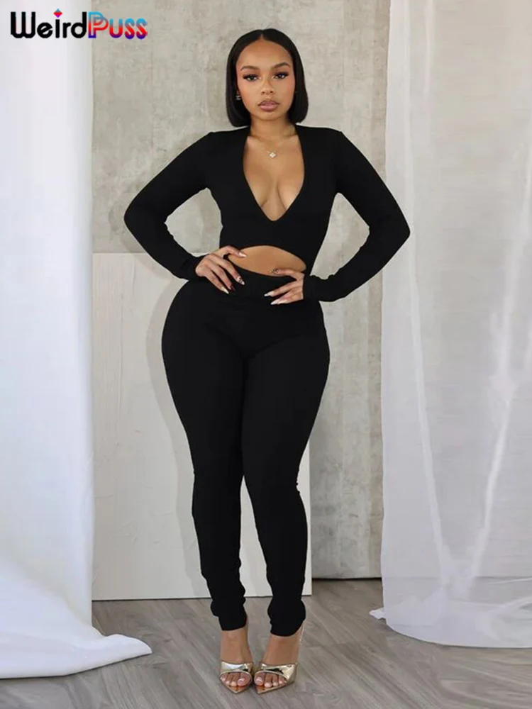 Однотонный комбинезон в рубчик Weird Puss женский с глубоким вырезом эластичный