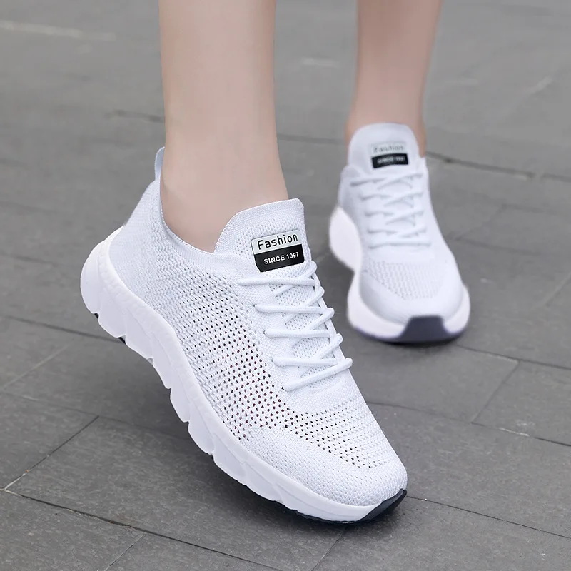 

Женские сетчатые кроссовки, дышащие легкие спортивные туфли на плоской подошве, нескользящая повседневная обувь для бега