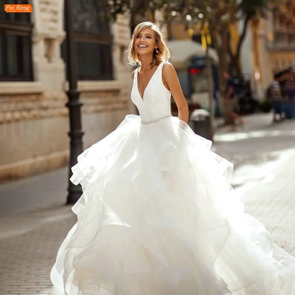 

Fei Rong Romantic Ruffles Tiered Wedding Dress Vestidos de Novia V Neck Sleeveless A Line Backless Bridal Gown свадебное платье