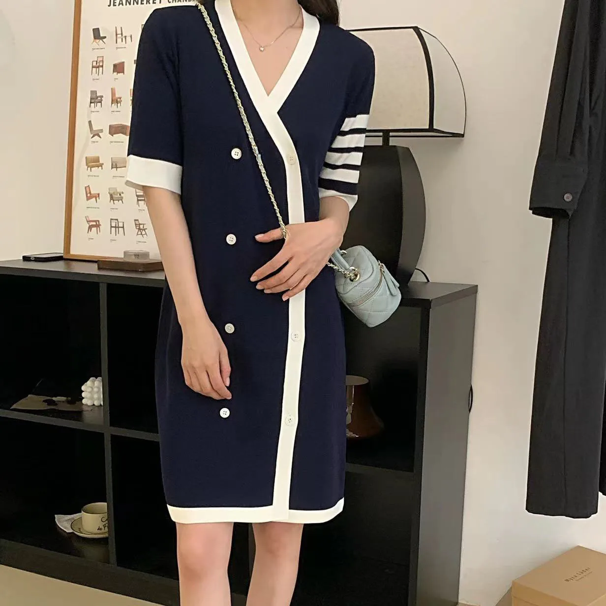 

High Quality V-neck Short Sleeved Dress for Women TB Contrasting Stripe Double Breasted Mid Length Knitted Skirt for Summer