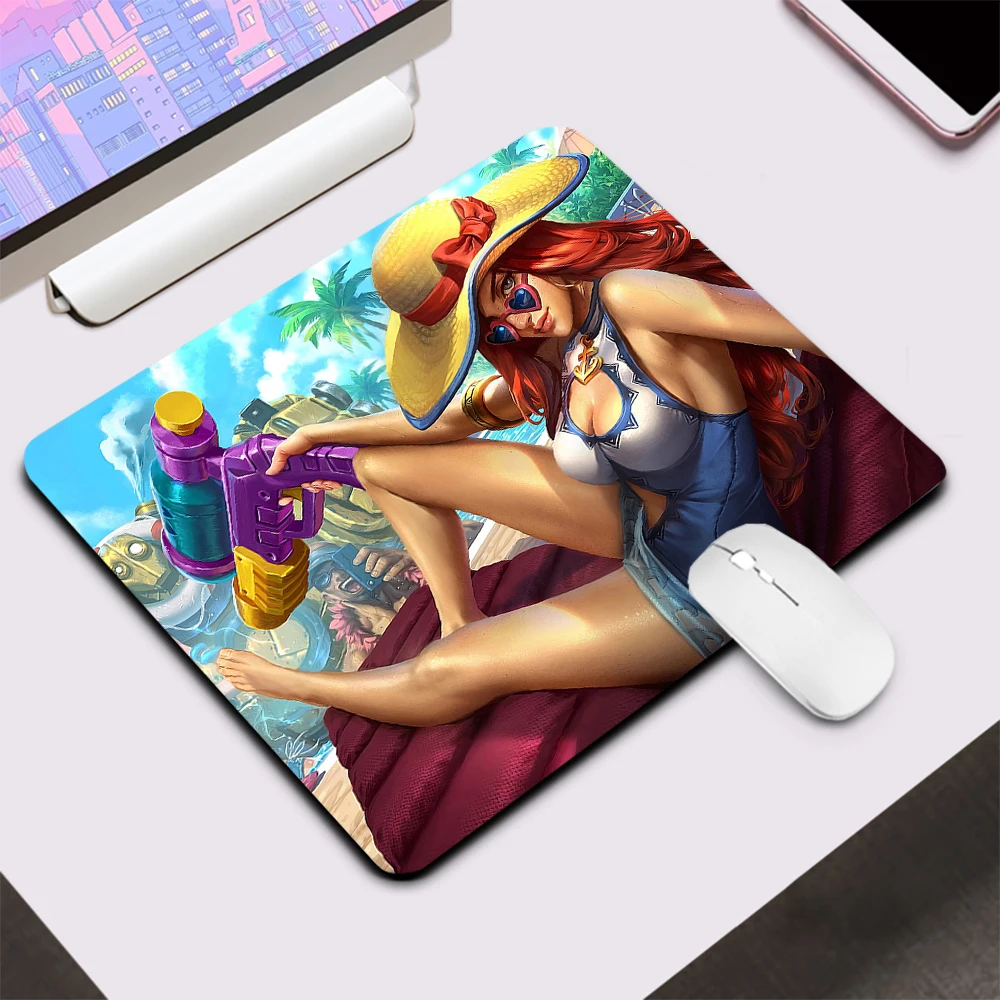 Небольшой Игровой Коврик для мыши League of Legend Miss Fortune компьютерный коврик
