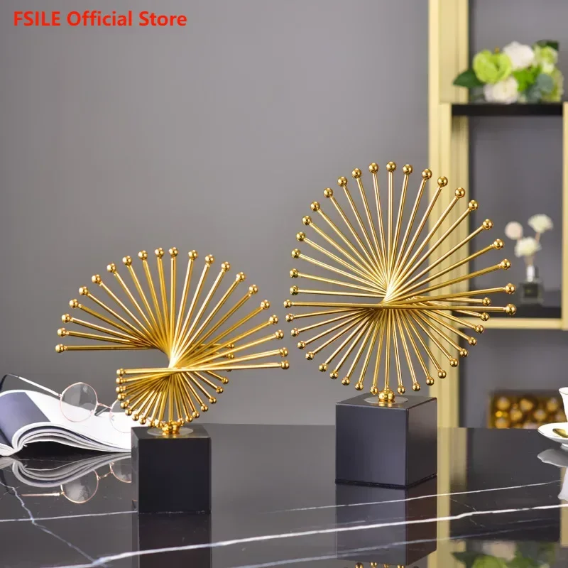 

American Creative Metal Ornaments Modern and Minimalist Living Room Wine Cabinet TV Cabinet Nordic Home Decoration