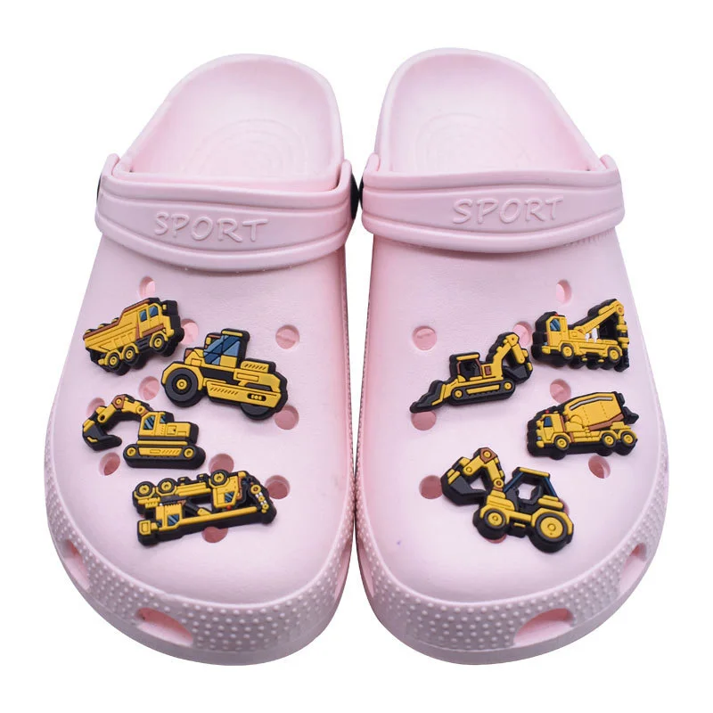 Милый кран-грузовик экскаватор подвески для обуви аксессуары сабо сандалии