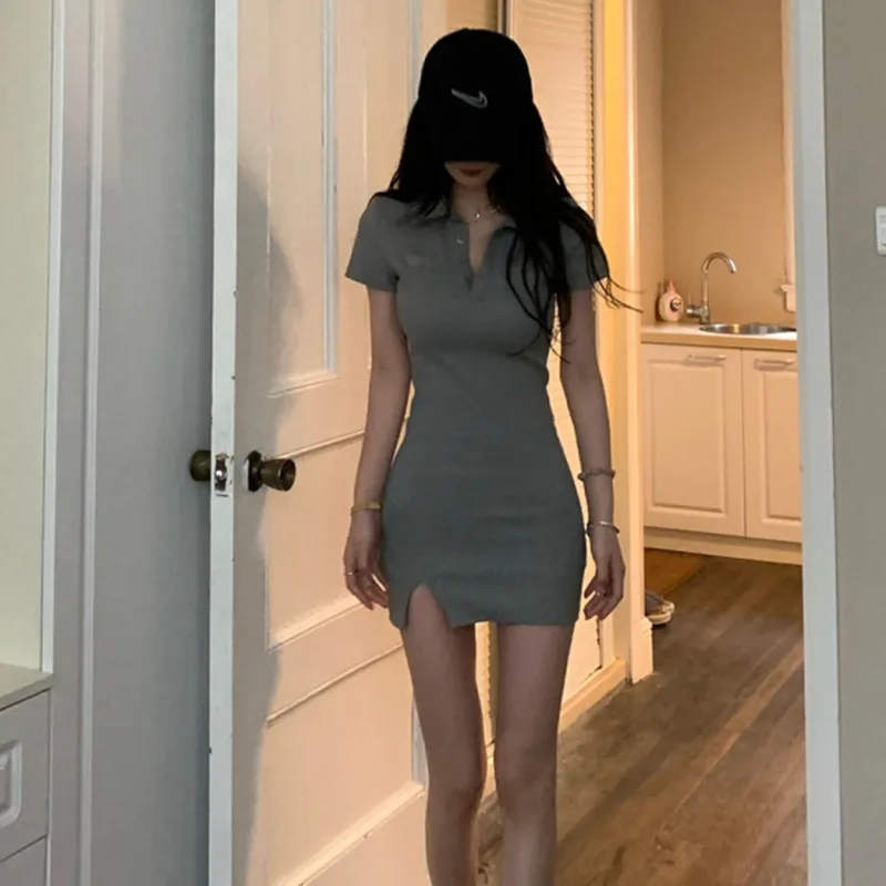 

Мини-платье женское однотонное с коротким рукавом и разрезом, Y2K