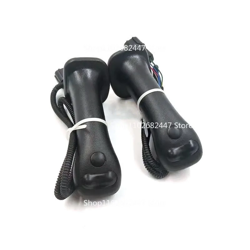 Фото Рукоятка джойстика для экскаваторов DX Doosan DH Daewoo 225-9/215-9 с тремя кнопками и разъемом, с клеевым креплением №3
