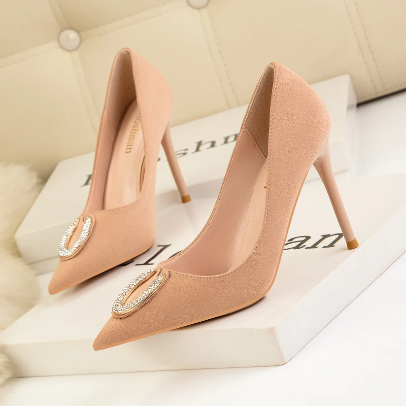 2023 Hot Sell Classic Women Shoes Pointed Toe Pumps Flock Leather Dress High Heels Boat Party Wedding Zapatos Mujer Red Wedding