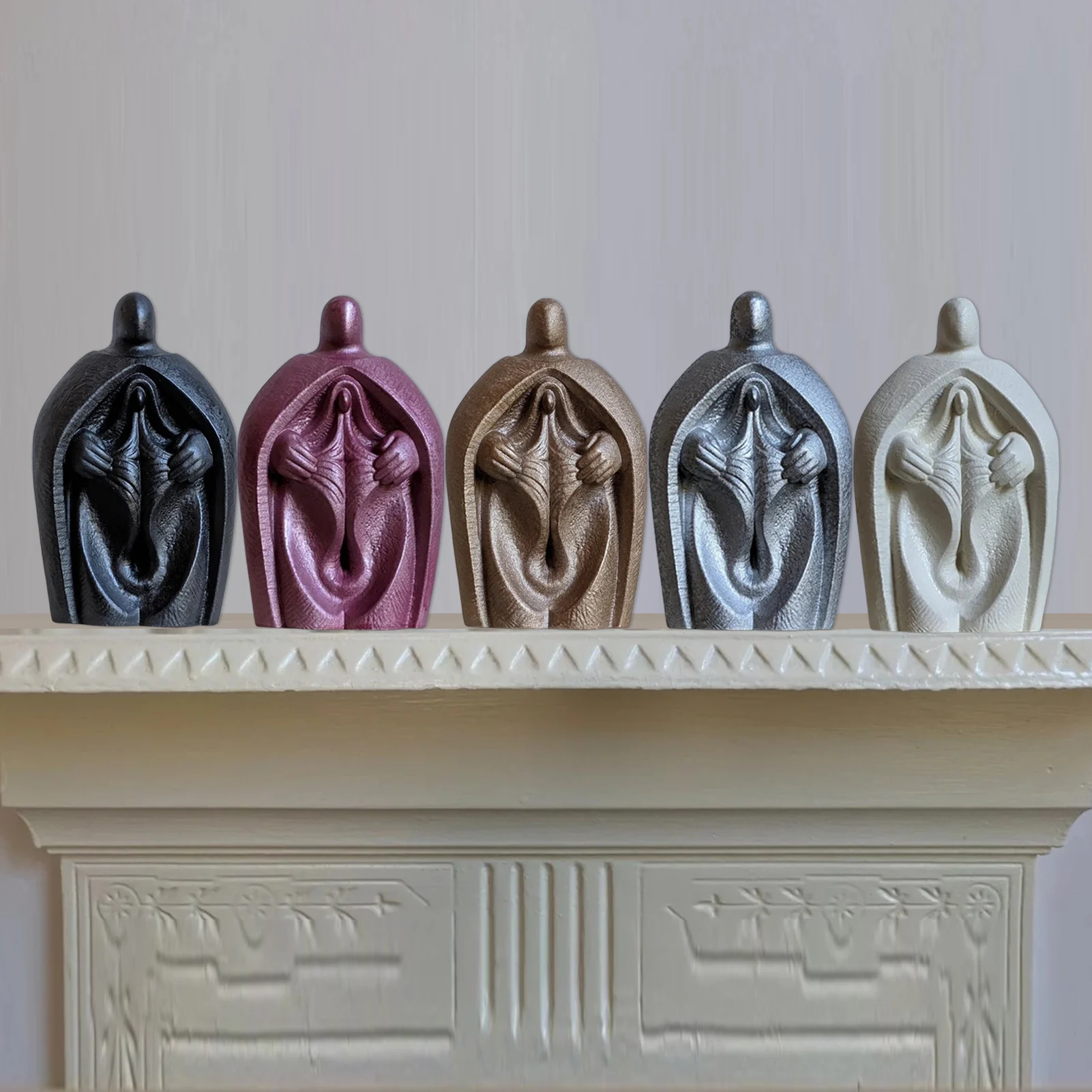 

Статуя Мадонны из смолы, Дева Мария, дневная книга, скульптура Мадонны, церковная статуя, религиозный декор, украшение для дома