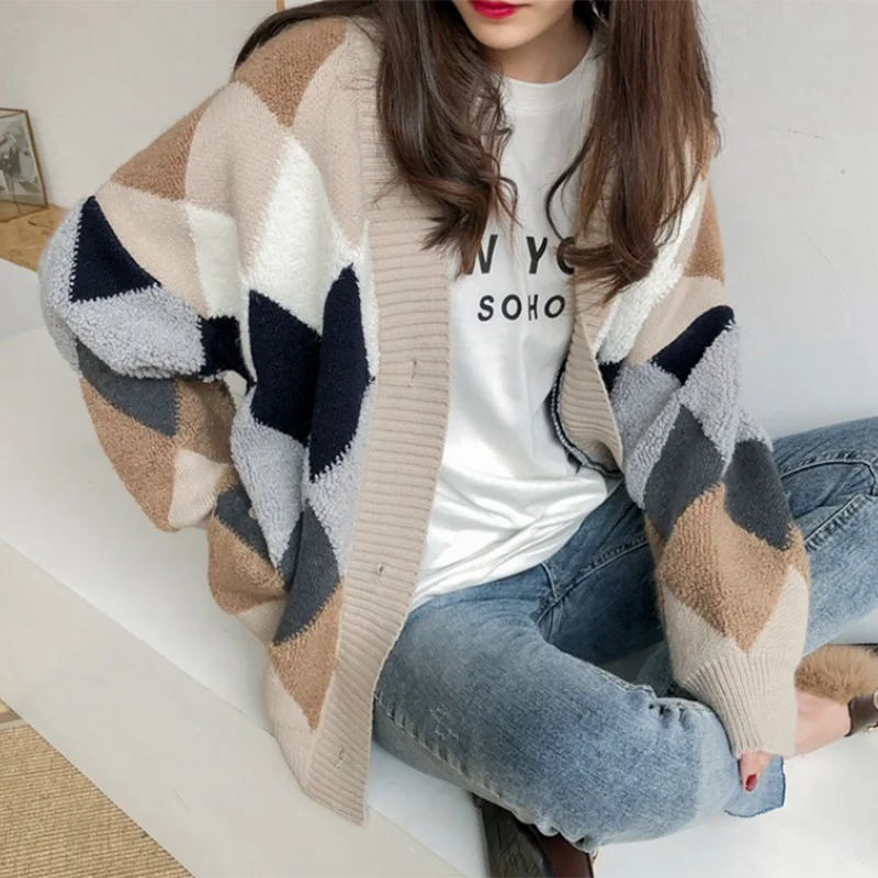 

Chic Argyle Plaid Cardigans Sweater Women Button Autumn Winter Oversized Cardigan Checkered Puff Sleeve Women Sweaters Top