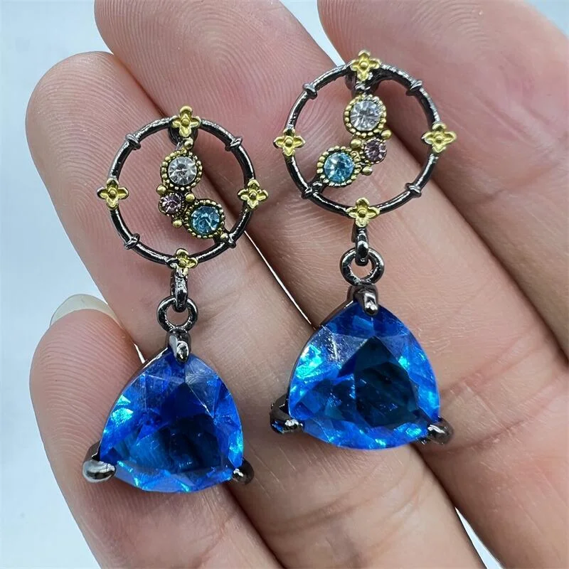 

Triangle Shape Blue Cubic Zircon Leaf Drop Dangle Earrings Jewelry for Women Anniversary Birthday Gift Modern Vintage