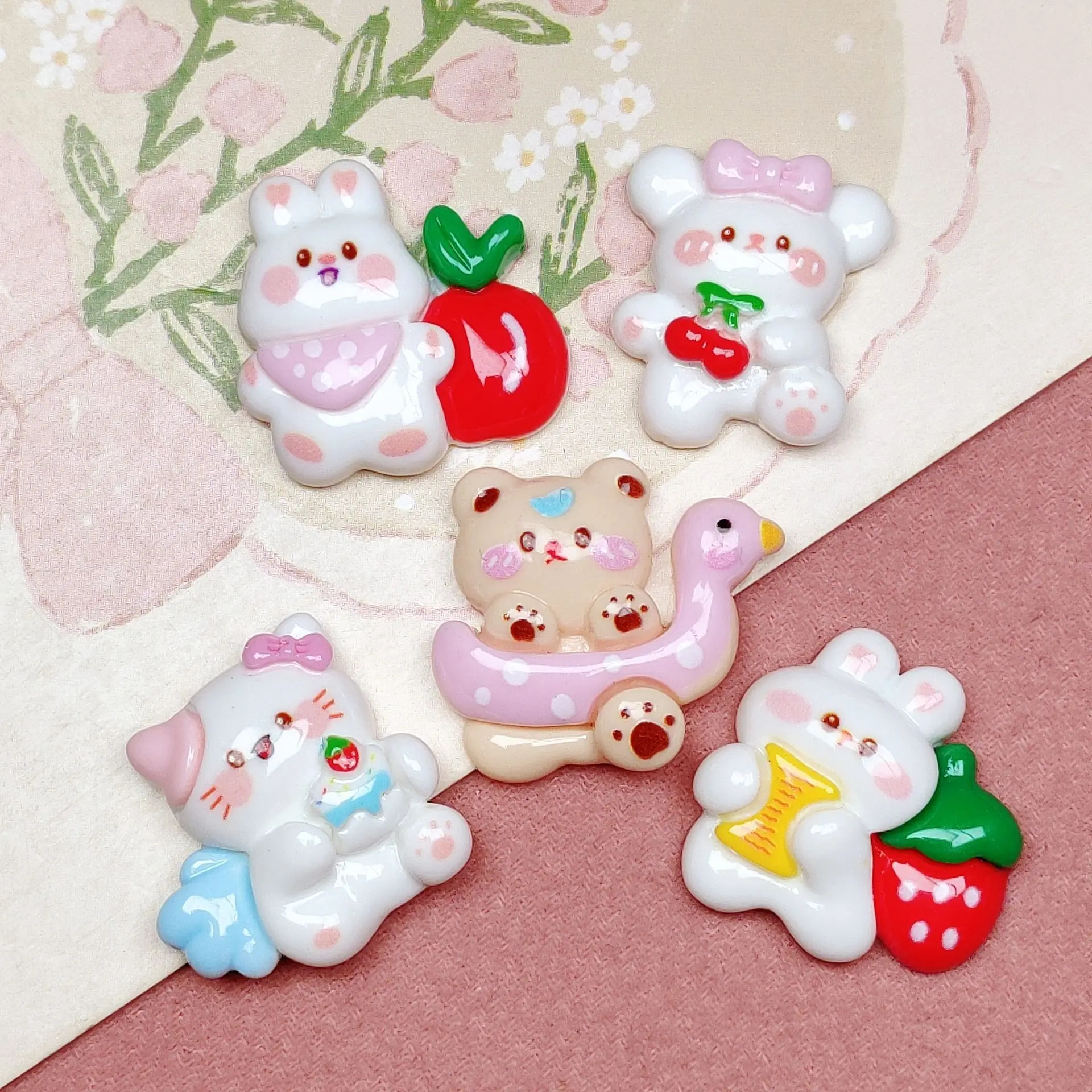 

100pcs Kawaii New Lovely Flatback Resin Mini Cartoon Rabbit Bear Scrapbook Diy Jewellery Hairpin Accessories Decorate Craft