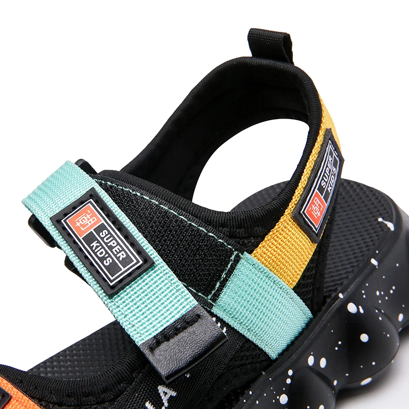 Summer New EVA Thick Sole Children's Slippers for Boys and Boys Open Toe Sandals Outdoor Comfortable and Breathable Beach Shoes