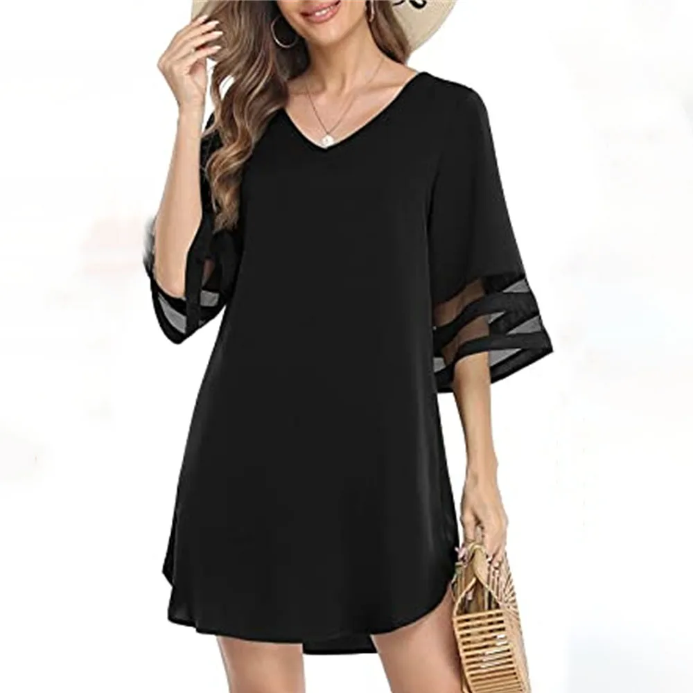 Женское платье-мини с V-образным вырезом черно-белое повседневное свободное