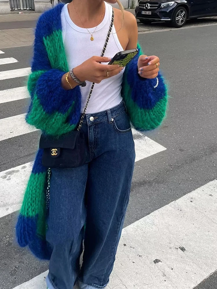 Рисунок 6 - Женский полосатый кардиган в стиле пэчворк