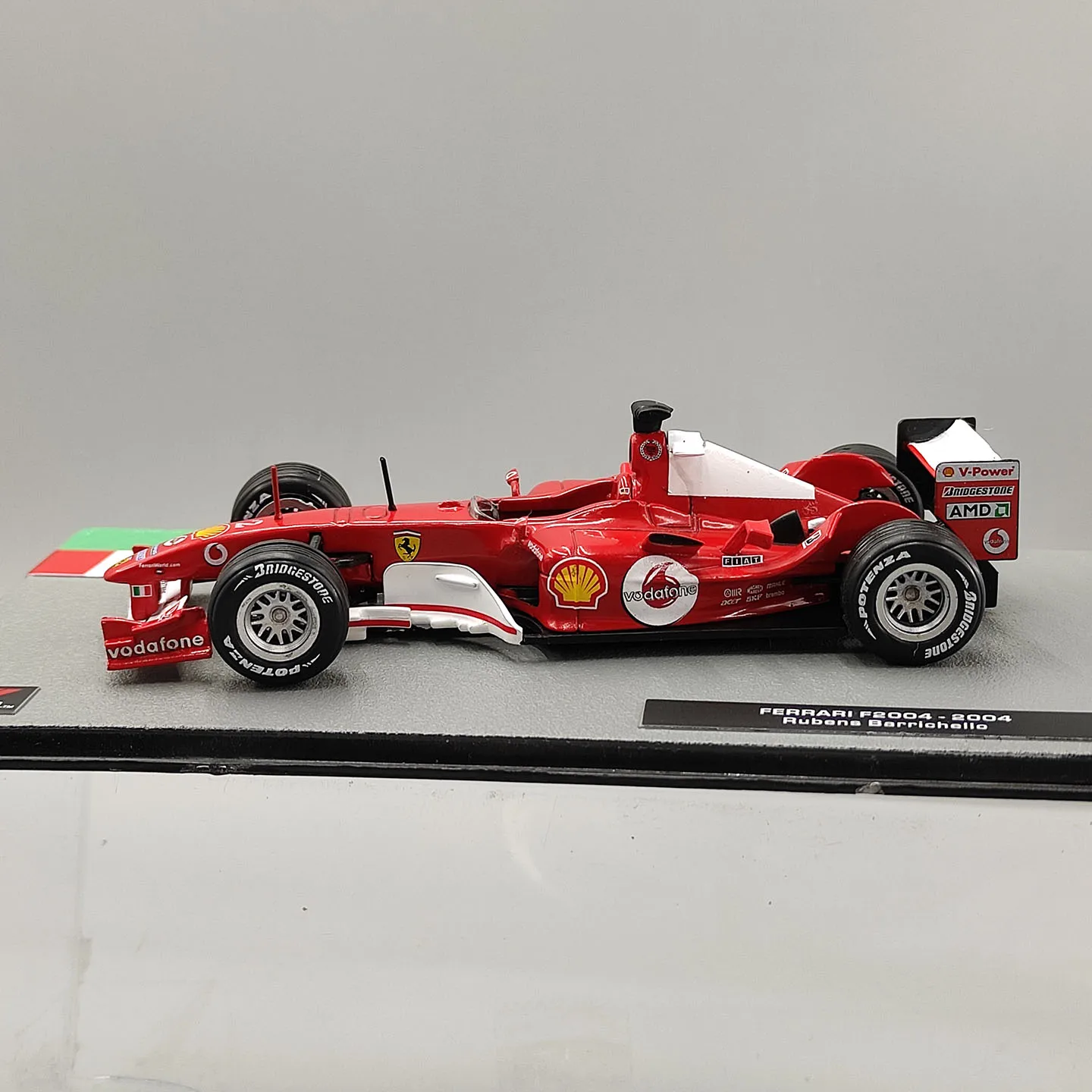 Фото Модель Ferrari F2004-2004 в масштабе 1:43 # Модель гоночного автомобиля Формулы-2 из сплава №2
