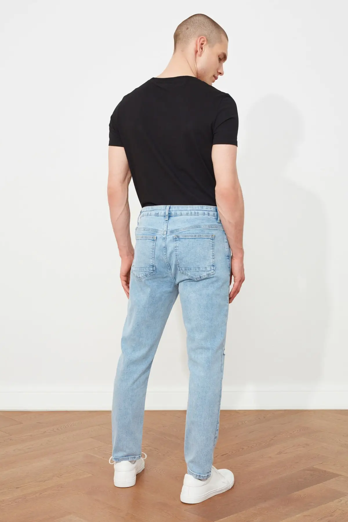 

Trendyol Male Yrtkl Baskl Carrot Fit Jeans TMNSS21JE0191