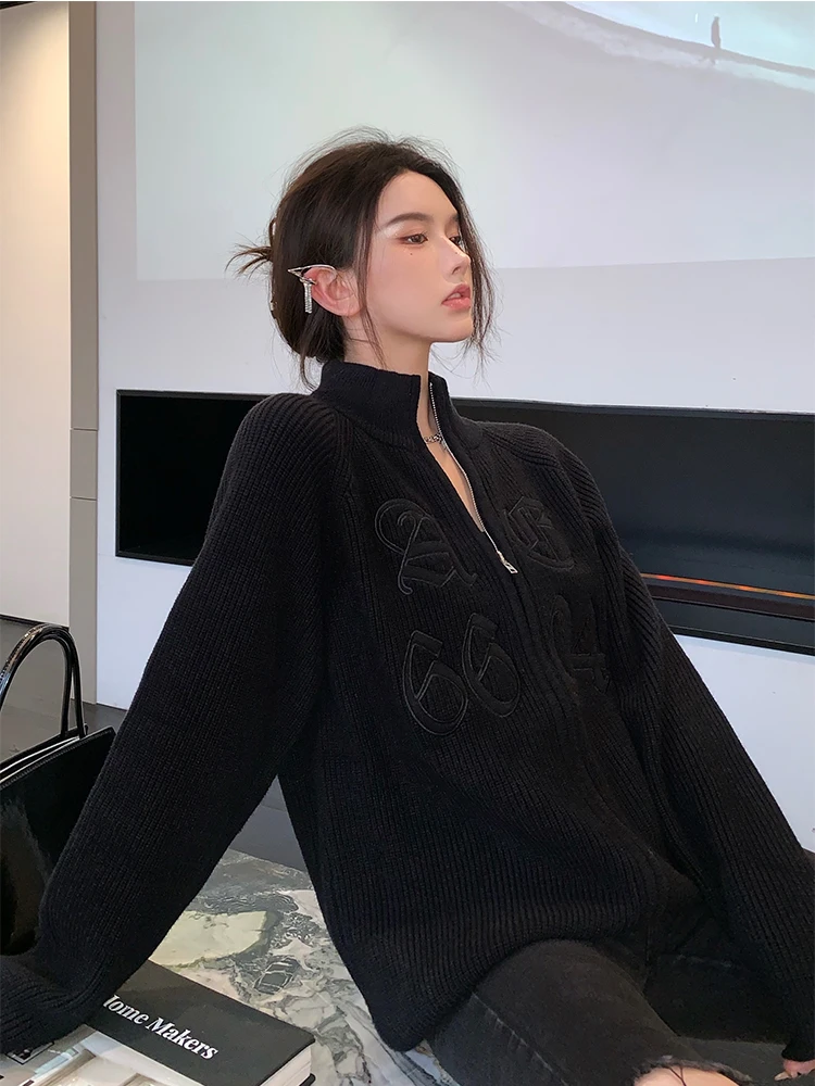 

Sweater women's short cardigan with a small jacket outside the spring and autumn new fashion hooded all-match blouse