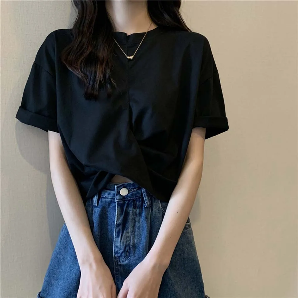 

Женская футболка с перекрестным дизайном, узкая короткая летняя корейская мода, новинка 2022, свободный шикарный топ с коротким рукавом, женс...