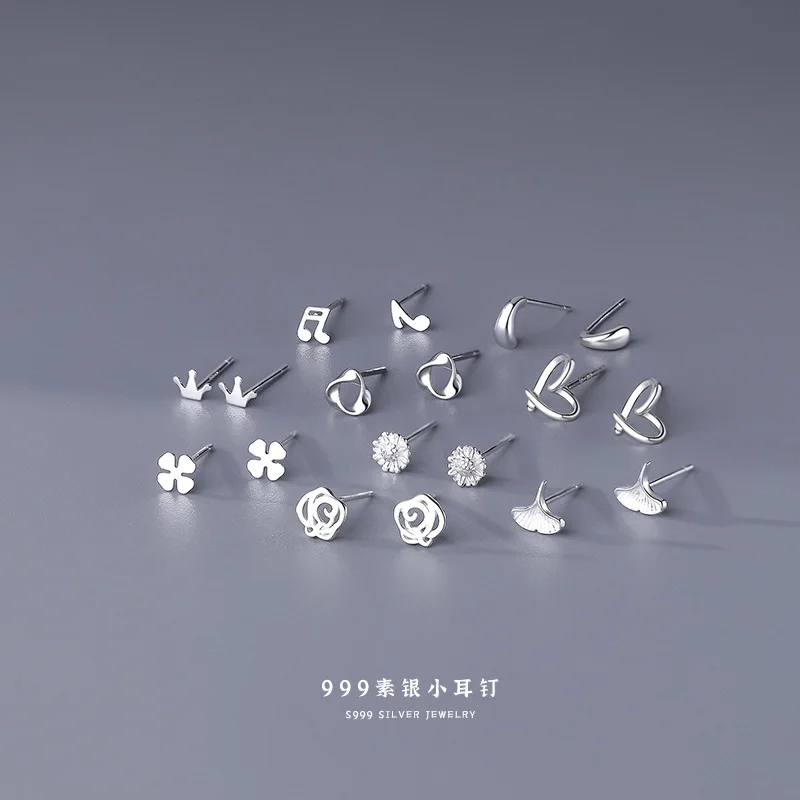 

Женские серьги-гвоздики из серебра 100% пробы